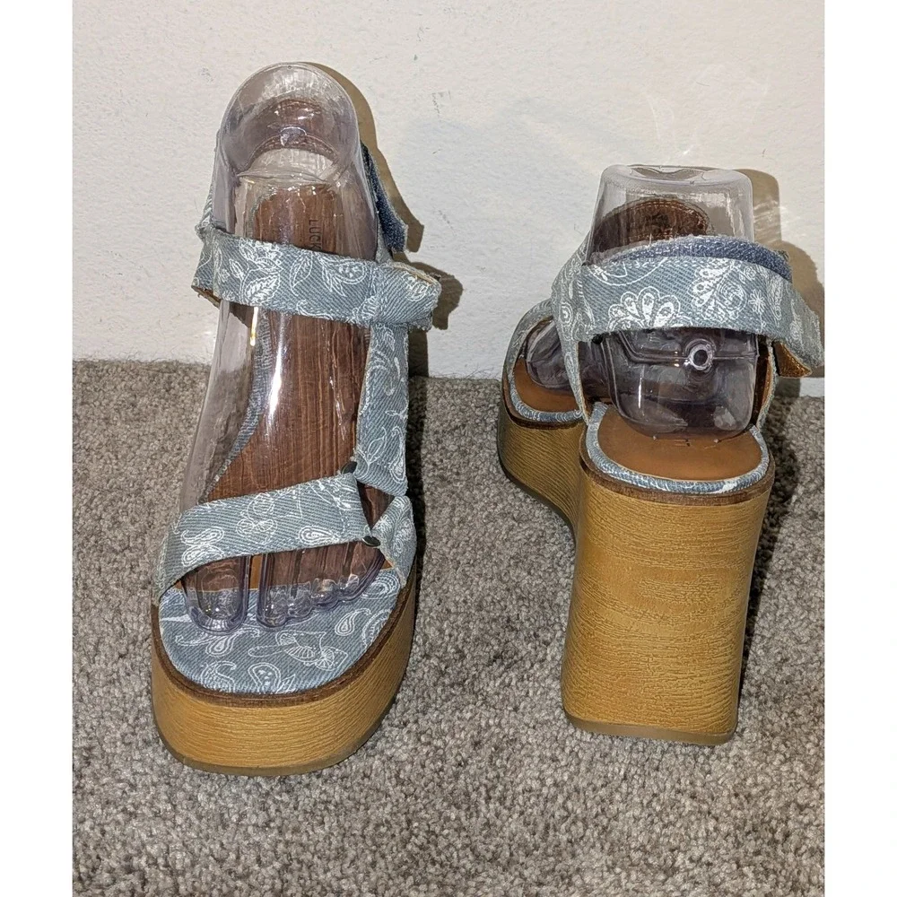 Lucky Brand Blue Paisley Denim Platform Wedge‎ Sandals 9M 40 Boho Wood Grain
